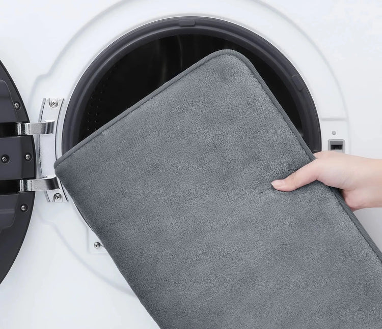 Tapis de bain douillet, sensation de velours, super absorbant, antidérapant et lavable en machine. La livraison est offerte !