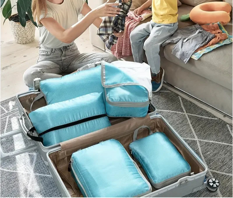 Stylé et pratique ensemble de sacs de rangement compressibles pour valise – Organisateurs pliables avec fermeture éclair pour vêtements, chaussures et accessoires de voyage, bleu azur. La livraison prioritaire est offerte !
