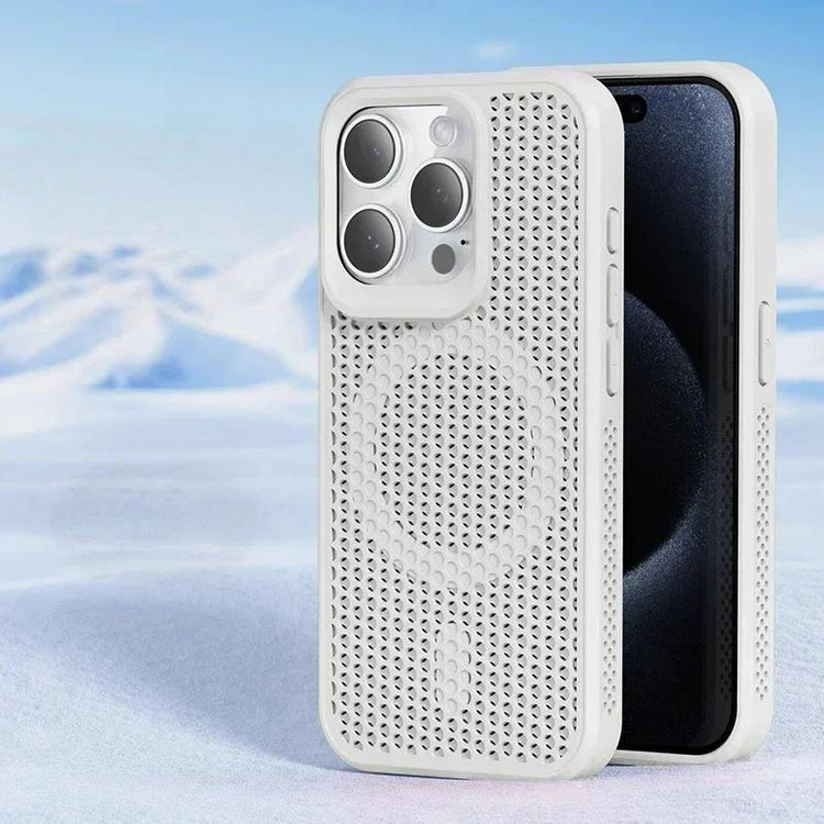 Ingénieuse coque magnétique alvéolée ultra-rafraîchissante pour iPhone avec dissipation de la chaleur, dos rigide respirant compatible MagSafe, protection totale et design haute performance. Livraison prioritaire offerte !