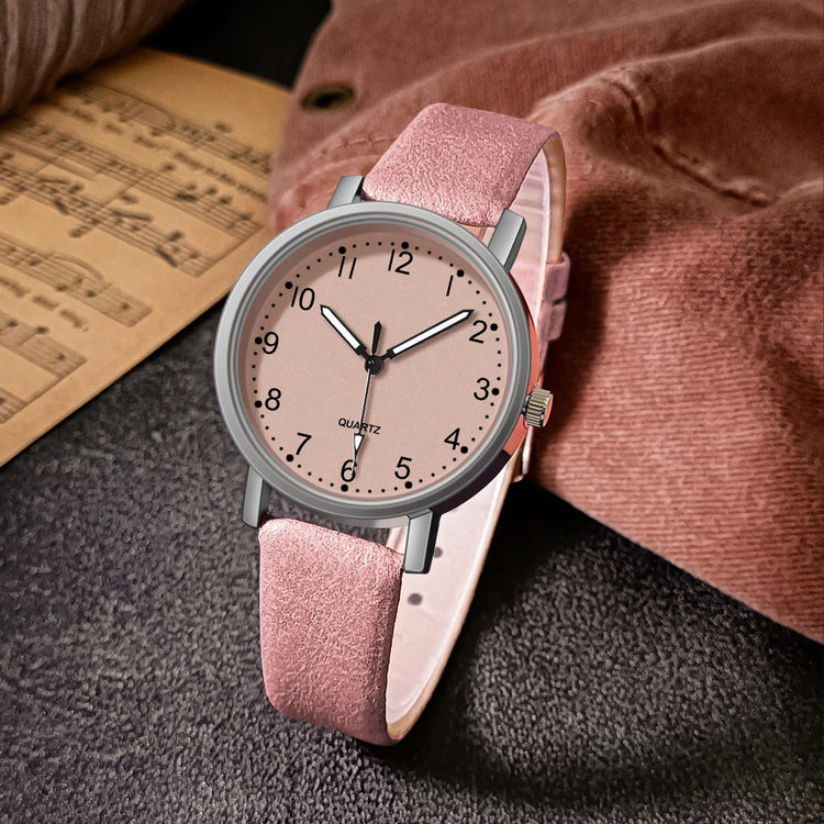 Montre vintage pour femme au look ton sur ton – cadran et bracelet assortis, disponible en 7 couleurs. Livraison prioritaire offerte !