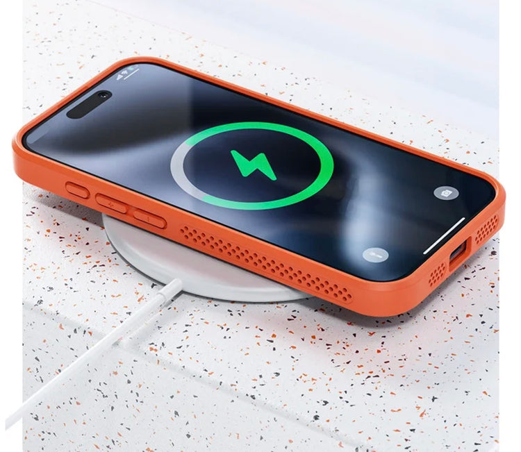 Ingénieuse coque magnétique alvéolée ultra-rafraîchissante pour iPhone avec dissipation de la chaleur, dos rigide respirant compatible MagSafe, protection totale et design haute performance. Livraison prioritaire offerte !