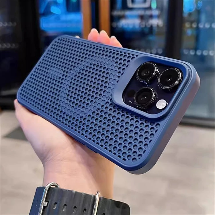 Ingénieuse coque magnétique alvéolée ultra-rafraîchissante pour iPhone avec dissipation de la chaleur, dos rigide respirant compatible MagSafe, protection totale et design haute performance. Livraison prioritaire offerte !
