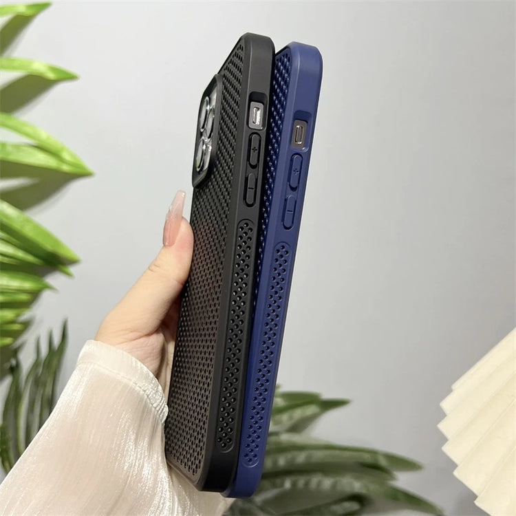 Ingénieuse coque magnétique alvéolée ultra-rafraîchissante pour iPhone avec dissipation de la chaleur, dos rigide respirant compatible MagSafe, protection totale et design haute performance. Livraison prioritaire offerte !