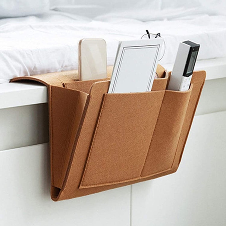 Joli rangement pratique en feutre de première qualité pour le bord du canapé ou le côté du lit. La livraison est offerte !