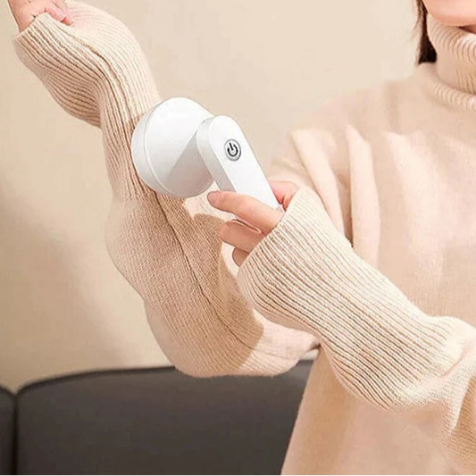 Puissant rasoir électrique rechargeable anti-peluches, anti-bouloches, câble USB inclus. Redécouvrez la beauté de vos vêtements sans les remplacer. Achat sensé et économique. Produit Premium. La livraison est offerte !