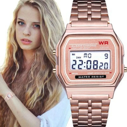 Montre digitale rétro classique pour femme avec cadran carré et affichage LED, 4 couleurs disponibles. Livraison prioritaire offerte !
