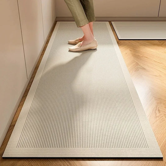 Élégant tapis de cuisine, tons sable, super absorbant, antidérapant, confortable et anti-fatigue pour vos pieds, chevilles et jambes. La livraison prioritaire est offerte !