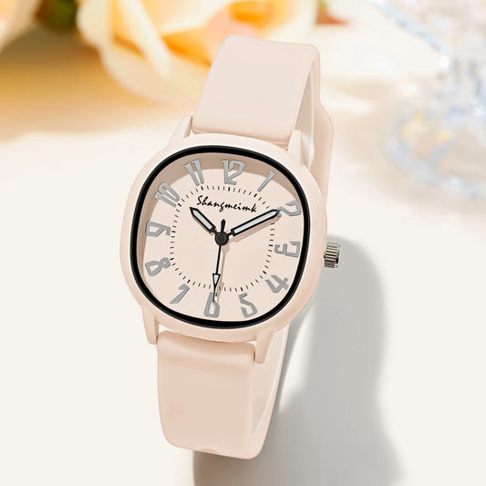 Montre pour femme au style monochrome avec bracelet en silicone doux, disponible en 6 couleurs. Livraison prioritaire offerte !