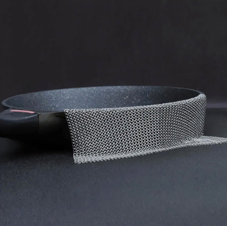 Grille métallique en inox, maille fine ultra-résistante, nettoyage puissant sans rayures, hygiénique et sans odeur, durable et antirouille pour poêles en fonte, casseroles, grills, planchas, moules et ustensiles de cuisine. Livraison offerte !