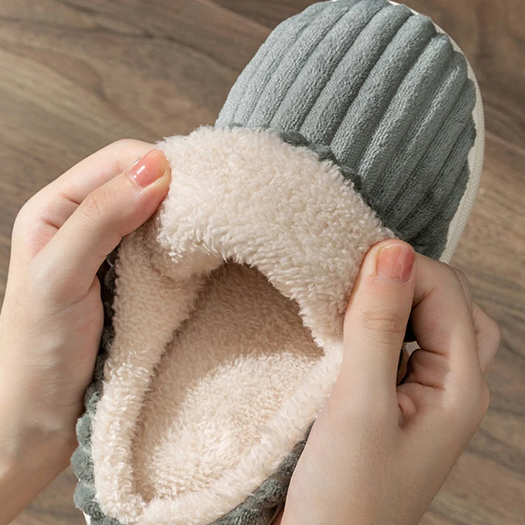 Fabuleux chaussons d'hiver ultra douillets, doublés en peluche, chauds et ultra moelleux, antidérapants, parfaits pour un usage intérieur décontracté et des moments de confort absolu. La livraison prioritaire est offerte !