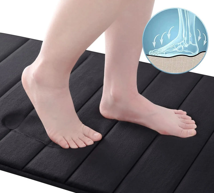 Magnifique tapis de bain en mousse à mémoire de forme, ultra confortable, antidérapant, absorbant et lavable en machine. La livraison est offerte !