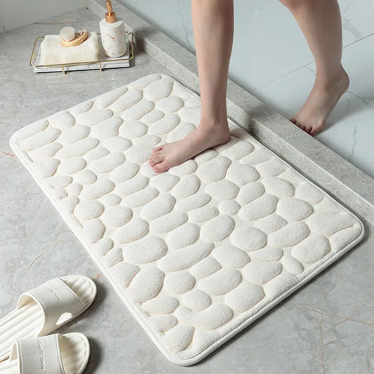 Superbe tapis de bain antidérapant en mousse à mémoire de forme, ultra confortable et douillet, lavable en machine. La livraison est offerte!