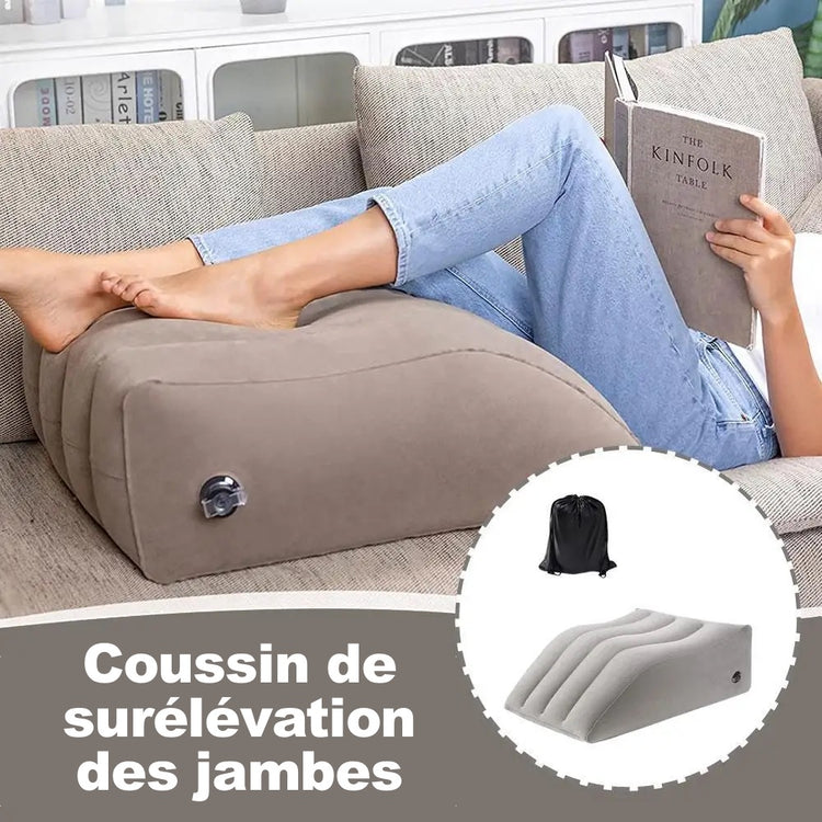 Coussin Premium de surélévation des jambes pour soutien et décompression. Soulage les douleurs aux jambes, aux genoux, aux hanches, et au dos. La livraison prioritaire est offerte !