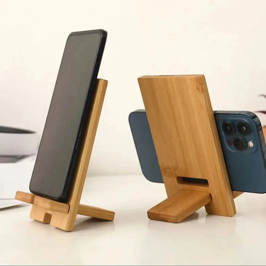 Élégant support pour smartphone en bambou naturel, ajustable à 2 inclinaisons, compatible avec tous les smartphones, stable, indispensable pour le bureau, la cuisine et la table de chevet. Livraison offerte !